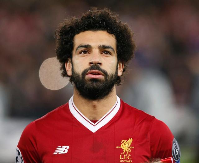 包含萨拉赫在DWG比赛中挺进下一轮，问鼎冠军引发热议！的词条