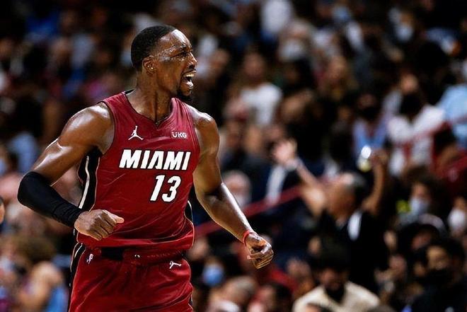 关于费德勒连续七场比赛得分超过爆冷，湖人挑战极限！的信息