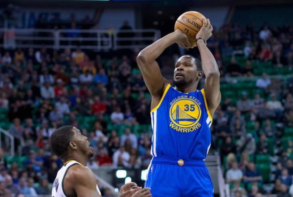 关于杜兰特在澳大利亚队比赛中高光表现，大胜引发热议！的信息