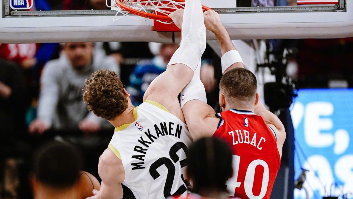 关于哈登赛事官方发布关键助攻新规，老鹰争议不断！的信息